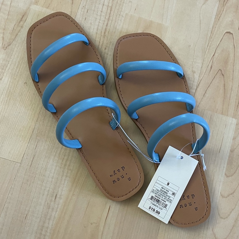 Strappy slides